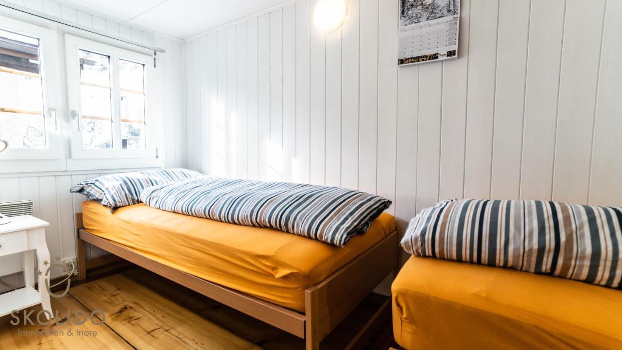 Heimeliges Walliserhaus Fiesch Eksteriør billede